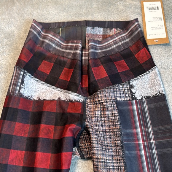 NWT Niyama Sol Rad Plaid Barefoot Legging Size Medium - Picture 6 of 15